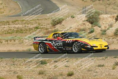 media/Jun-01-2025-CalClub SCCA (Sun) [[eae223c5dd]]/Group 4/Qualifying/